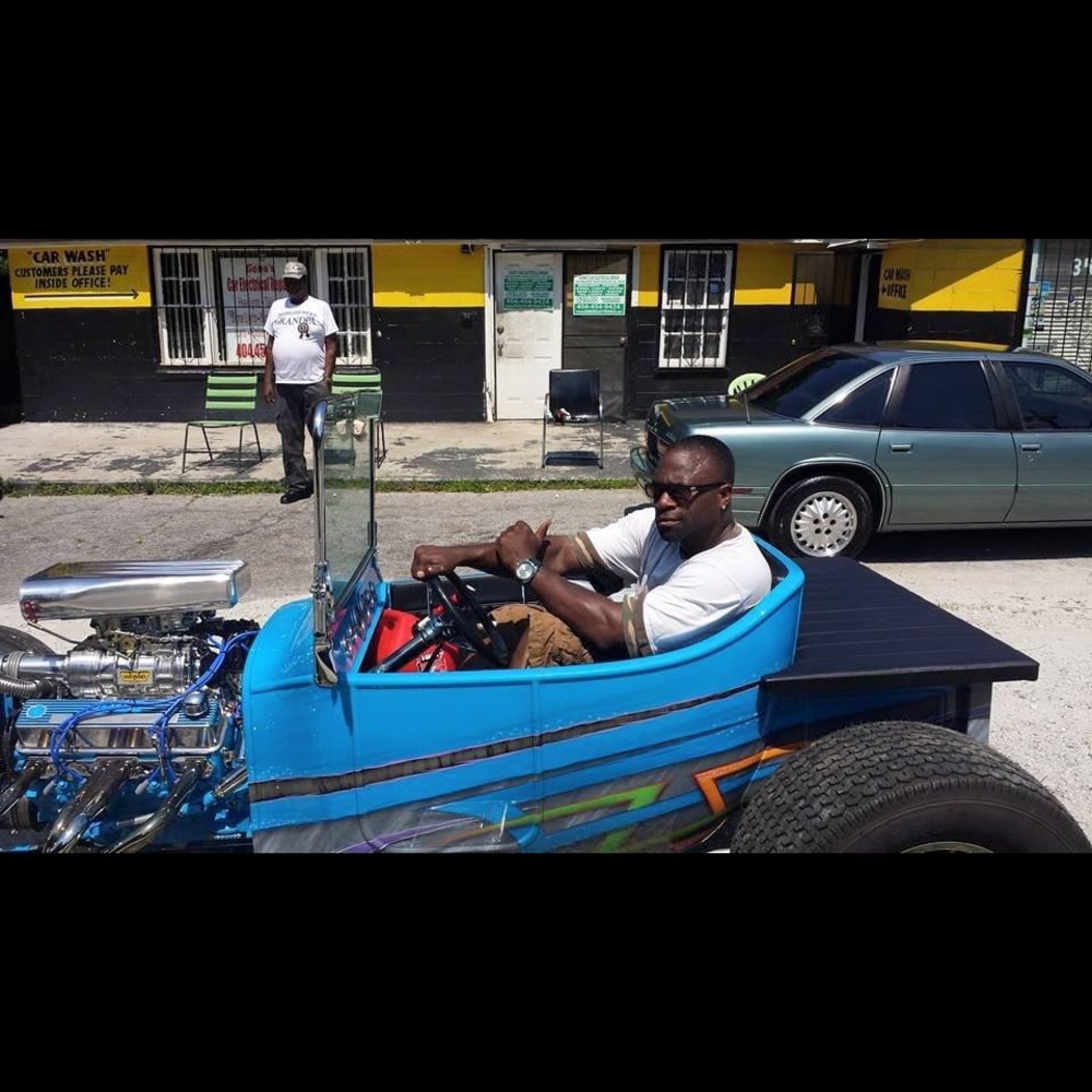 Meet your Posher, Lenard